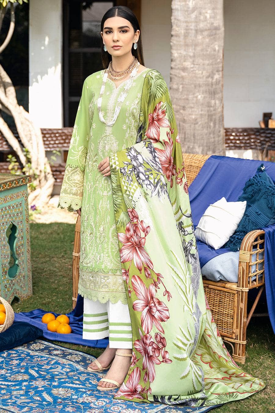 img_ramsha_andaz_lawn_23_awwal_boutique