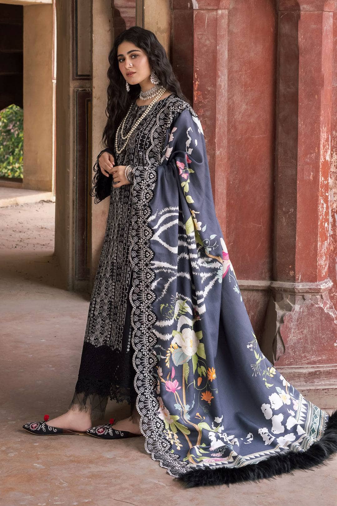 img_nureh_maya_khaddar_awwal_boutique