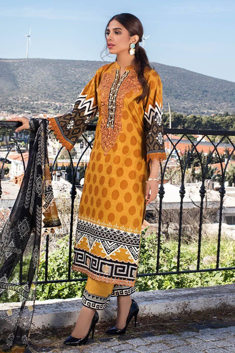 img_tahra_zainab_chottani_lawn_2021_awwal_boutique