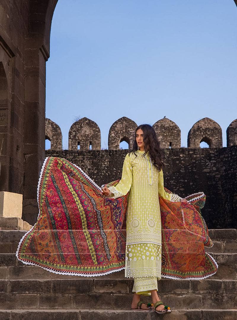 Img_zainab_chottani_lawn_22_awwal_boutique