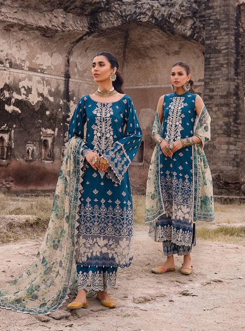 Img_zainab_chottani_awwal_boutique