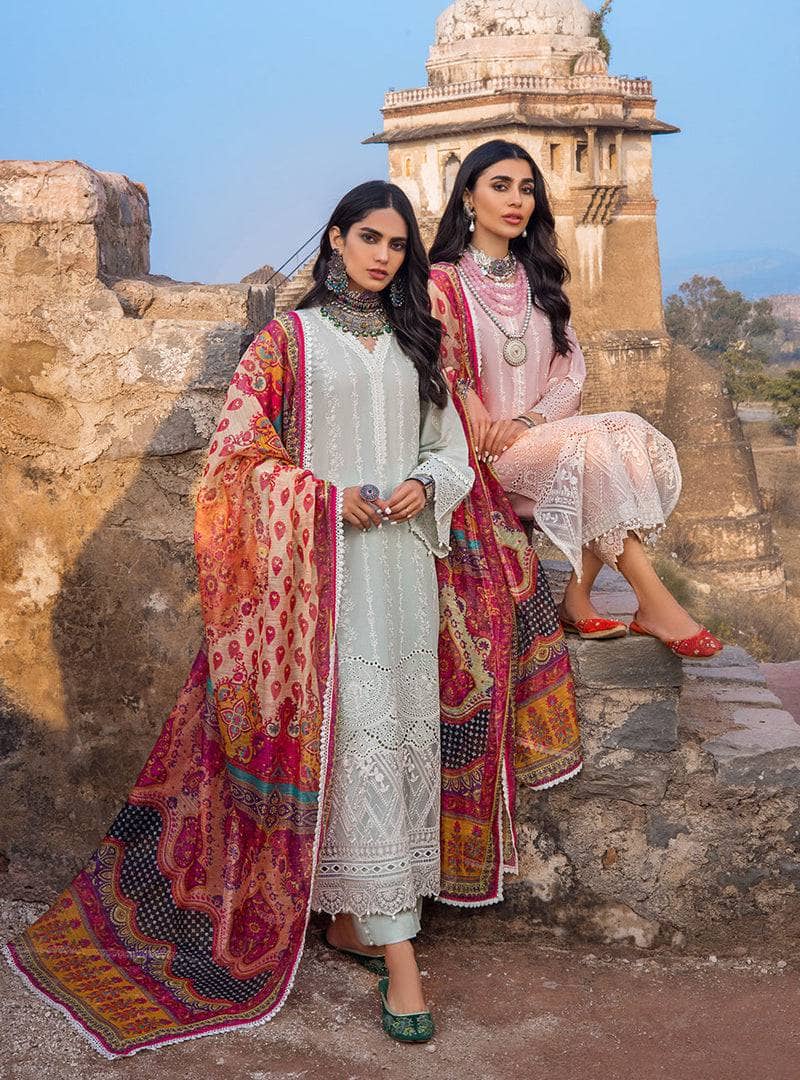 Img_zainab_chottani_awwal_boutique