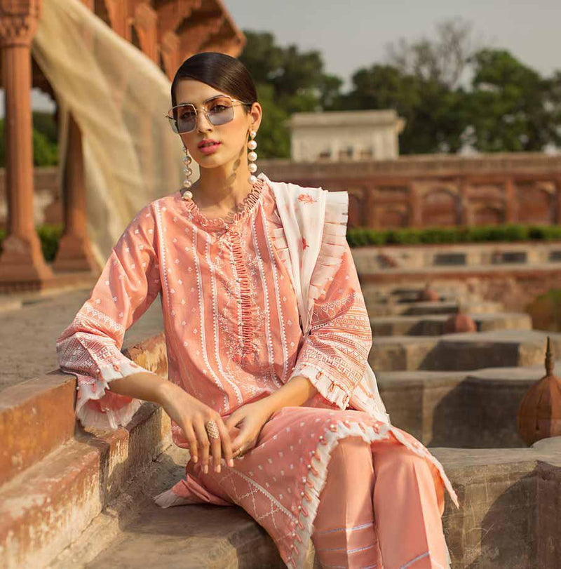img_gul_ahmed_festive_lawn_collection_awwal_boutique