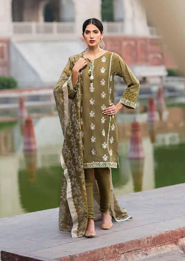 img_gul_ahmed_festive_lawn_collection_awwal_boutique