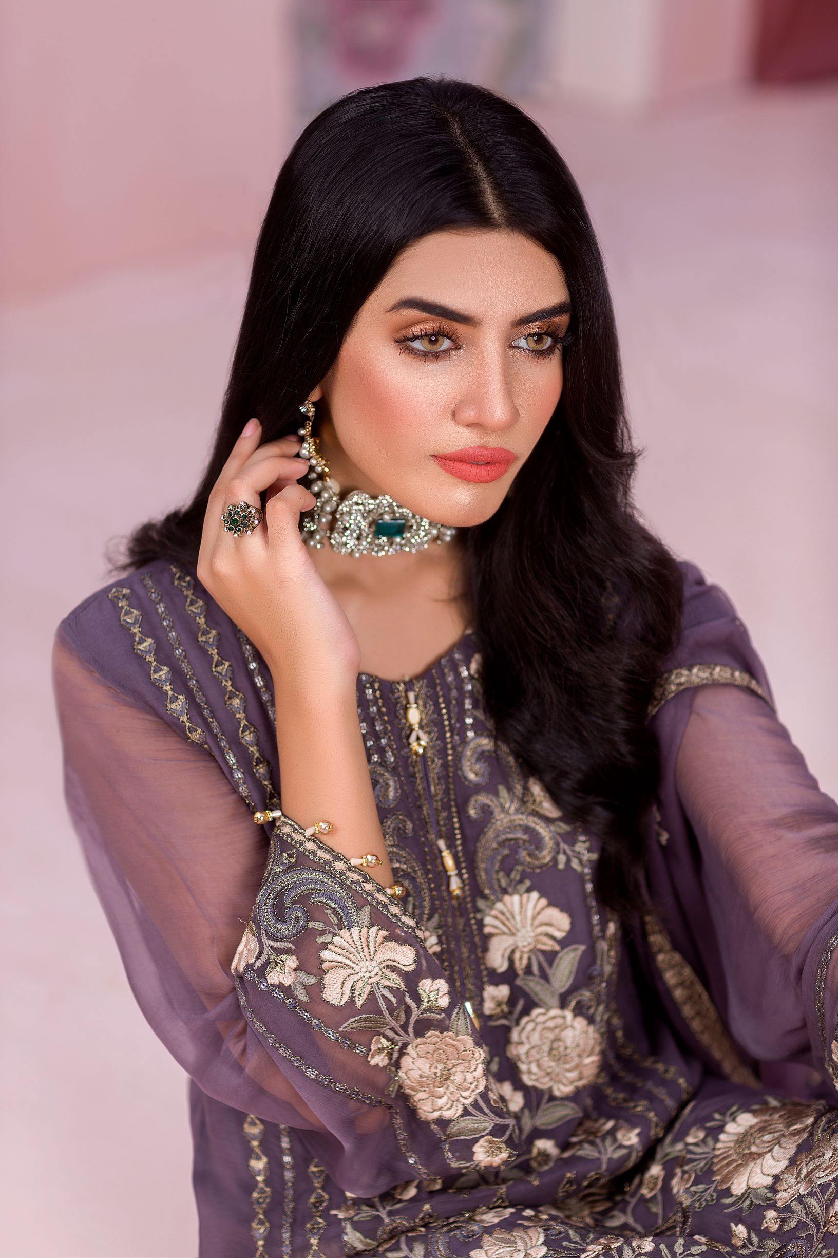 img_kuch_khaas_by_flossie_chiffon_vol_7_awwal_boutique