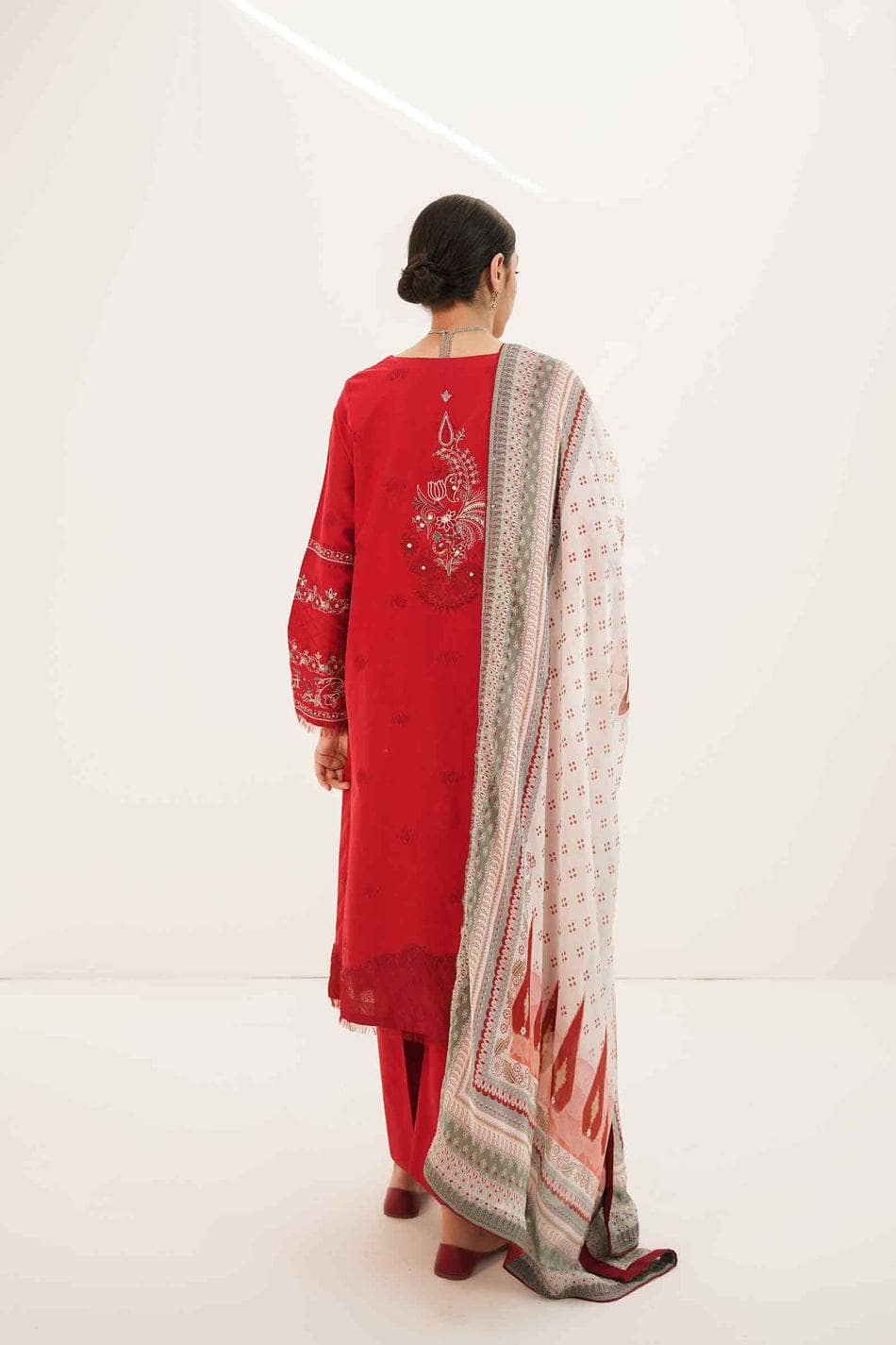 img_zara_shahjahan_lawn_awwal_boutique