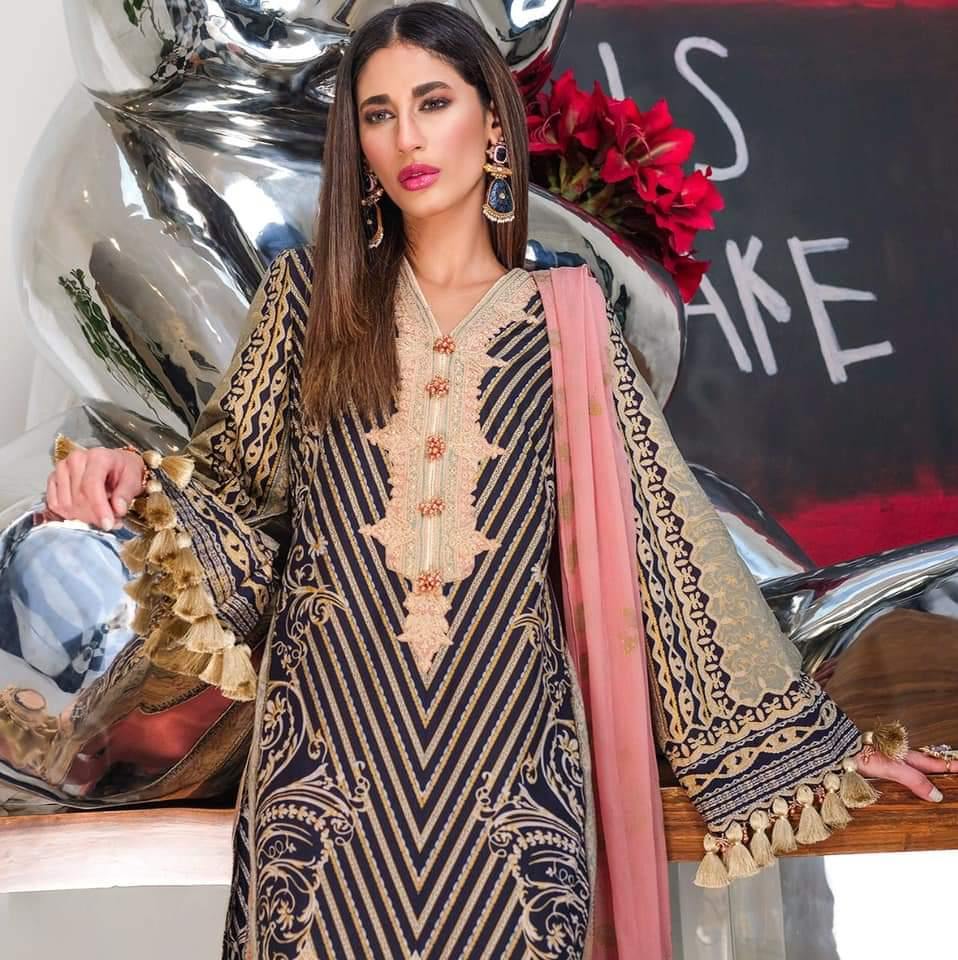 img_sana_safinaz_muzlin_lawn_collection_awwal_boutique