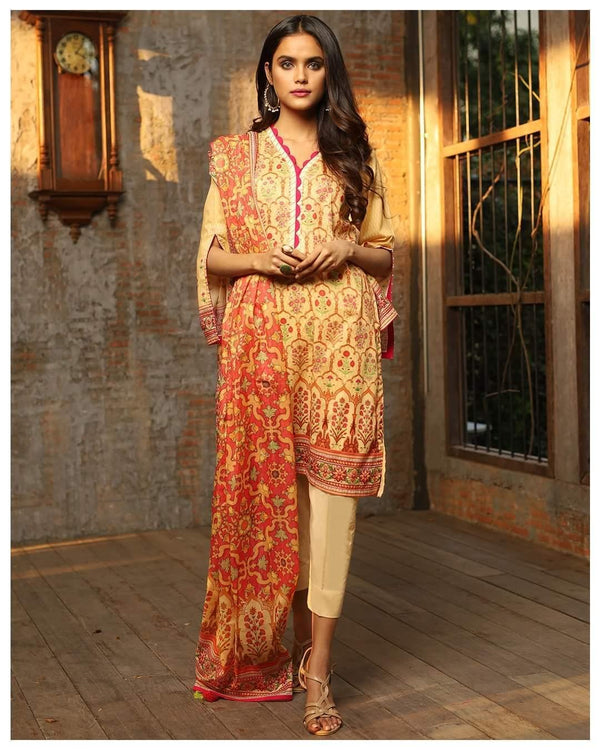 img_lsm_komal_lawn_collection_awwal_boutique