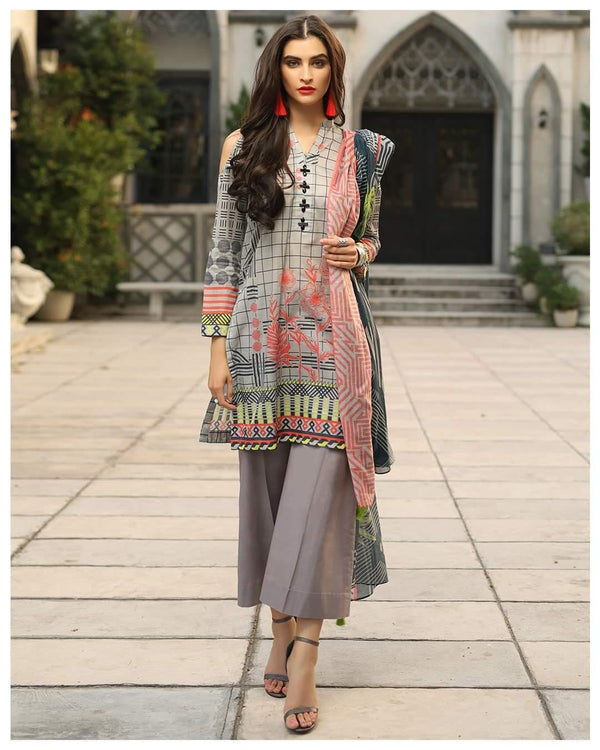 img_lsm_komal_lawn_collection_awwal_boutique