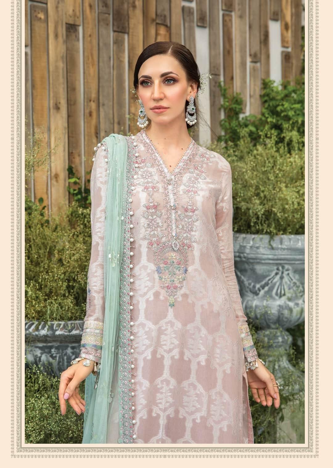 img_maria_b_eid_lawn_awwal_boutique