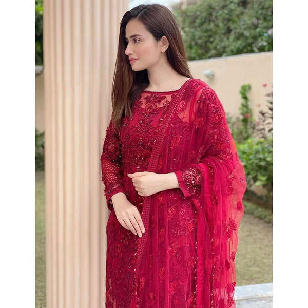 img_spotted_in_maryam_hussain_fashionista_awwal_boutique