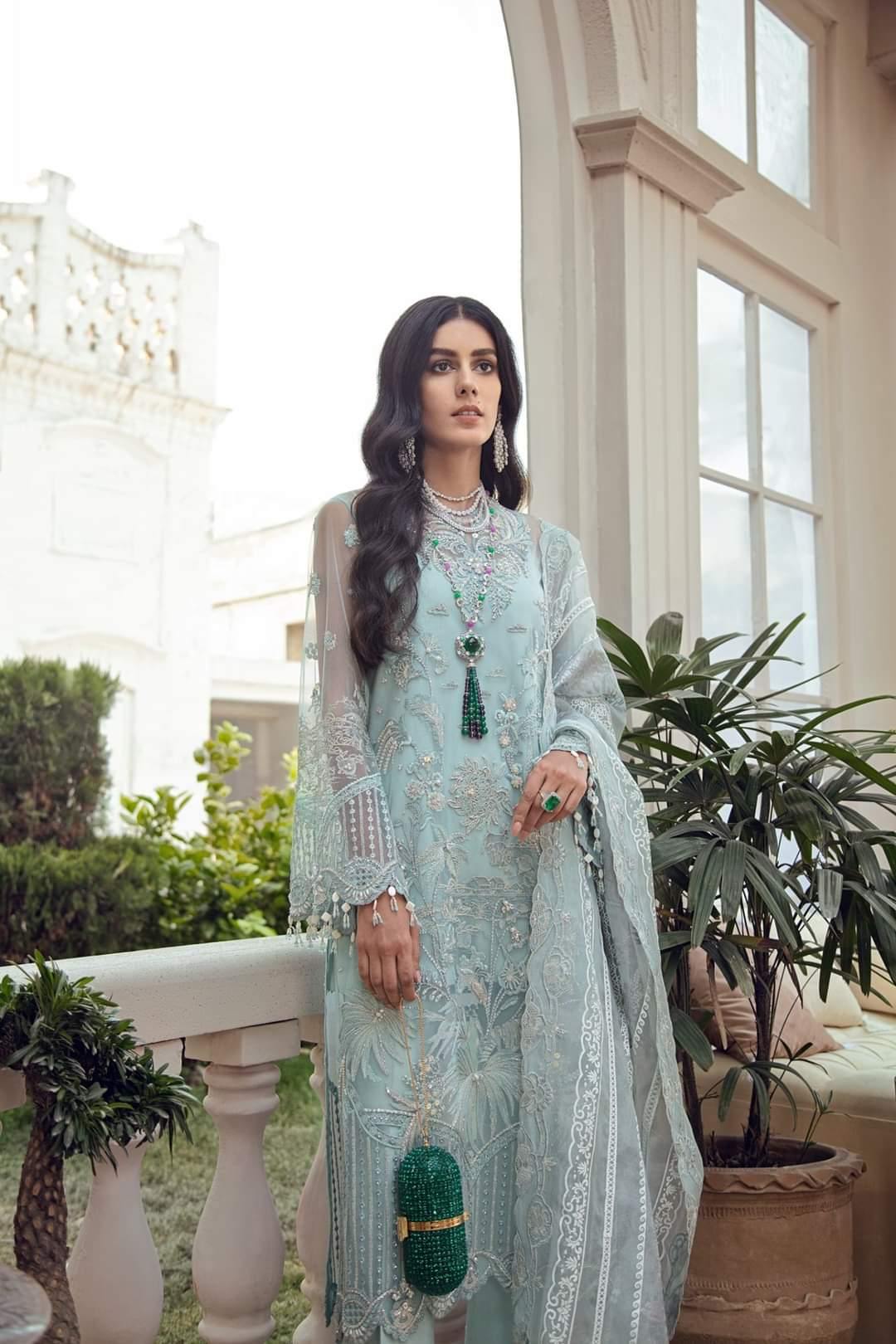 img_suffuse_freesia_luxury_wedding_edition_awwal_boutique