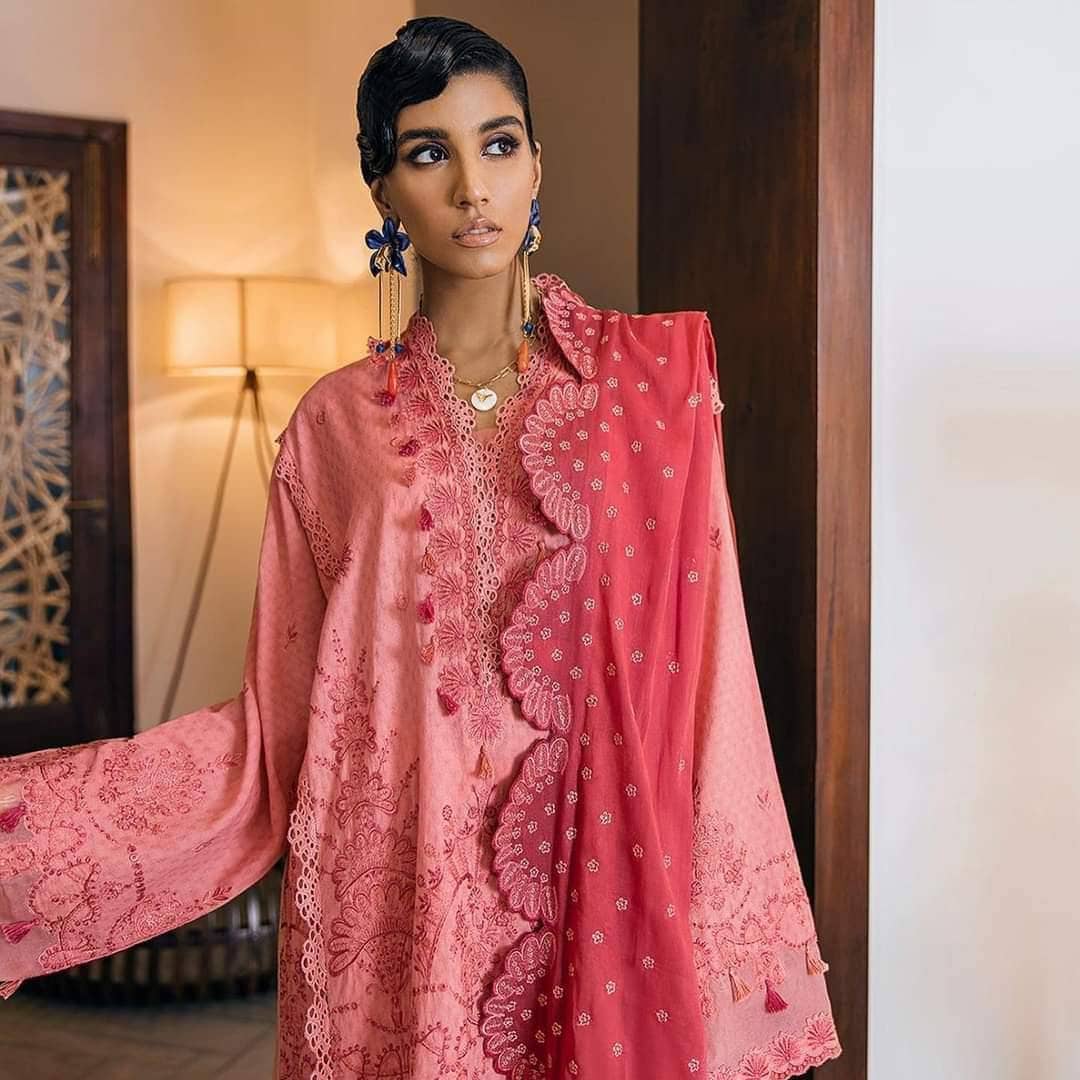 Zaha Modern Memsaab/Alaya/03 - AWWALBOUTIQUE