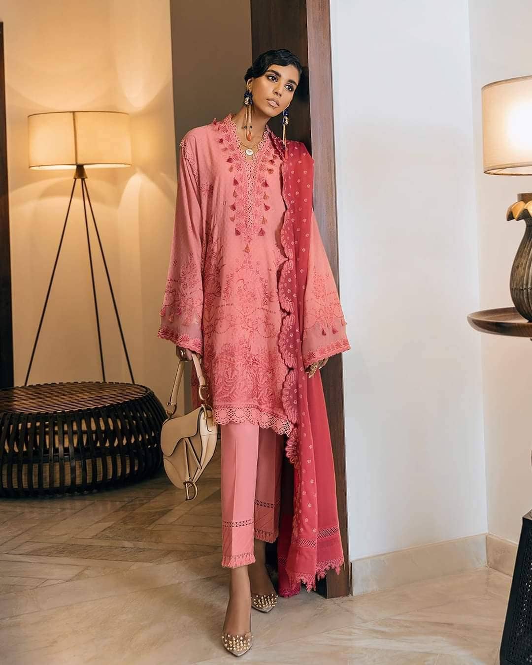 img_zaha_modern_memsaab_awwal_boutique