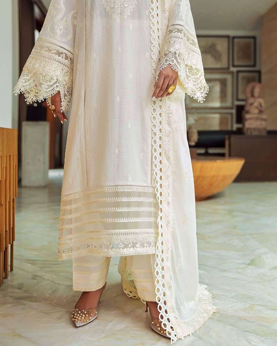 img_zaha_modern_memsaab_awwal_boutique