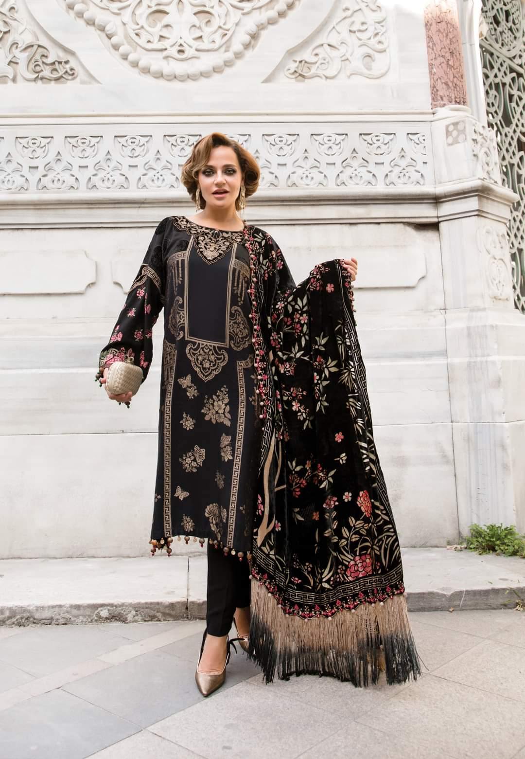 img_maria_b_linen_2020_awwal_boutique