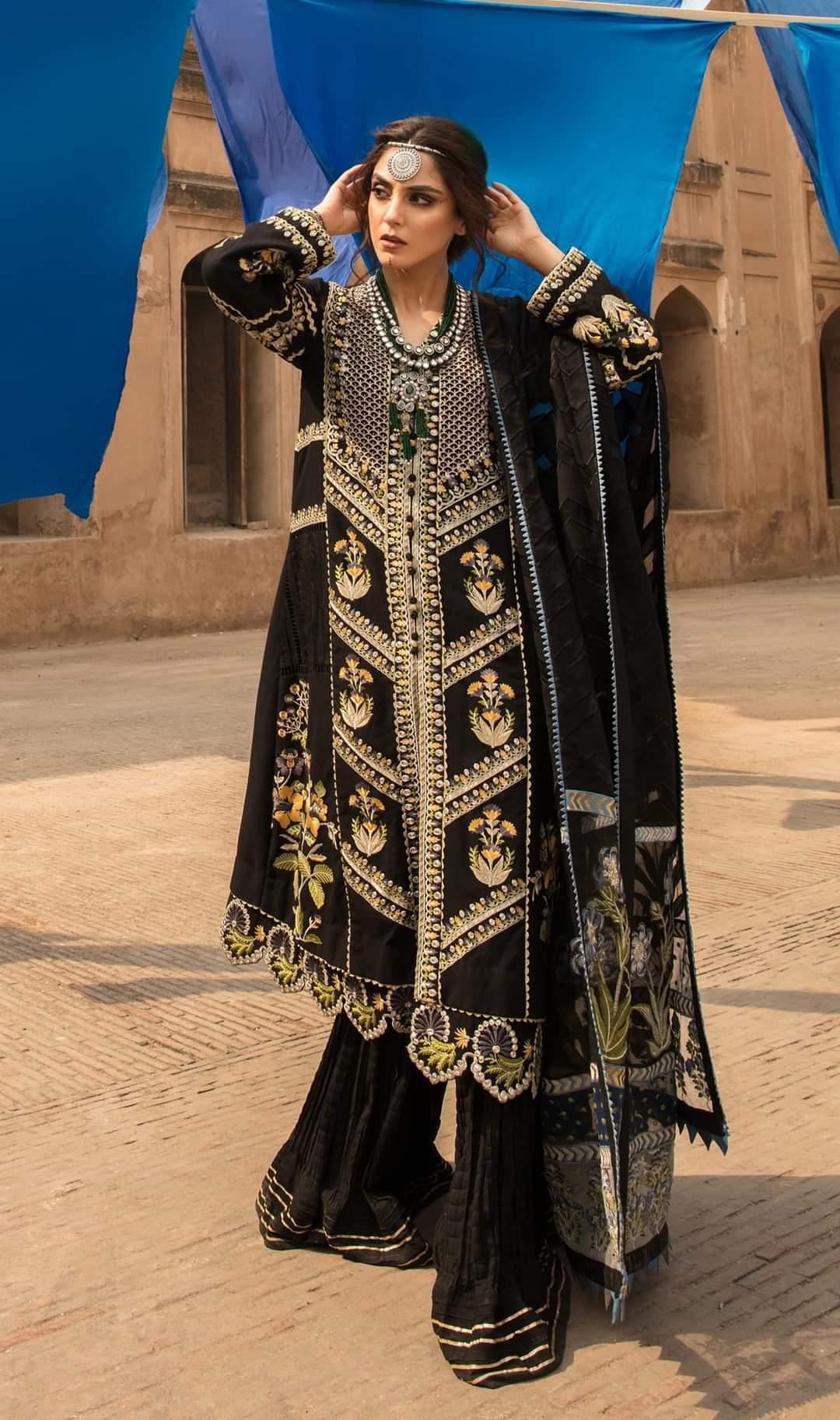 Restocked/Crimson Winter by Saira Shakira/SUNEHRA GOTA - SABLE - AWWALBOUTIQUE