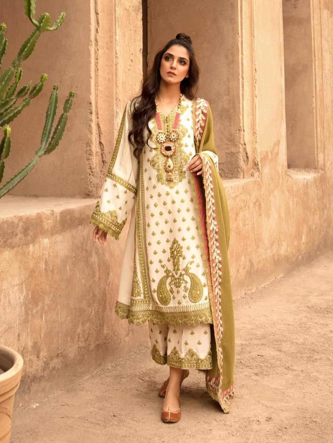 Restocked/Crimson Winter by Saira Shakira/MARORI SEPARATES - IVORY - AWWALBOUTIQUE