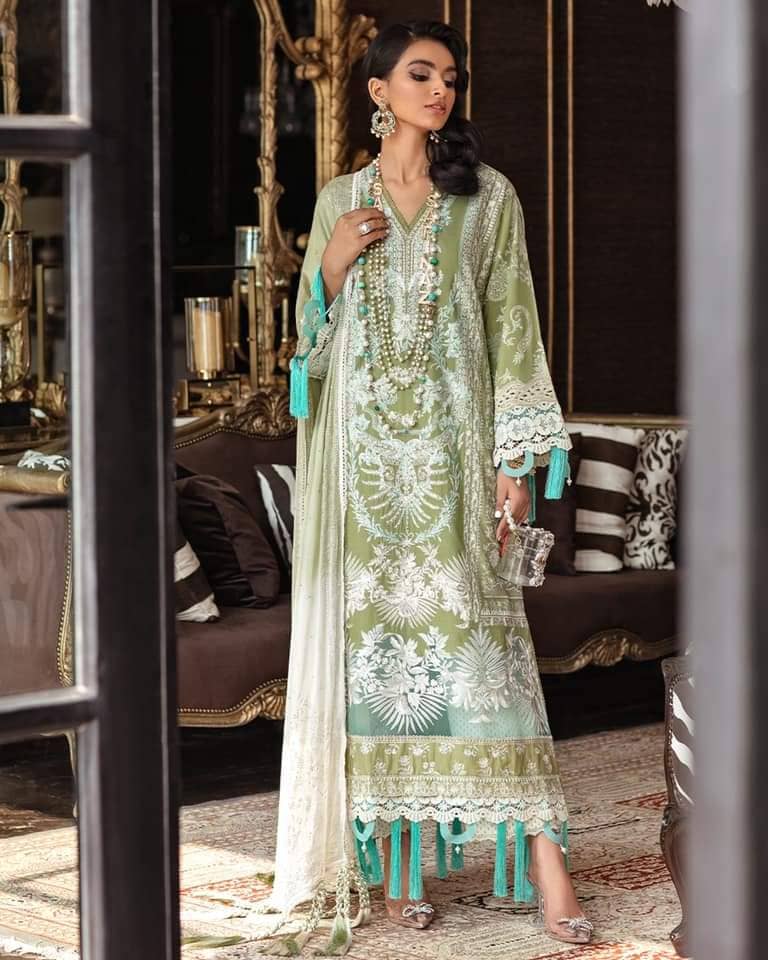 img_sana_safinaz_lawn_2021_awwal_boutique
