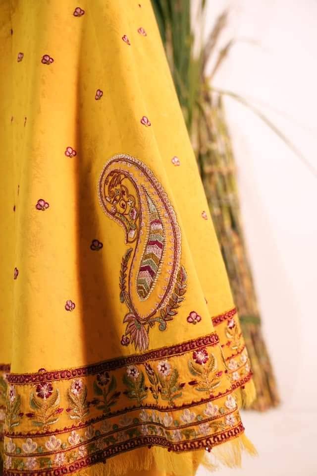 img_zara_shahjahan_lawn_2021_awwal_boutique