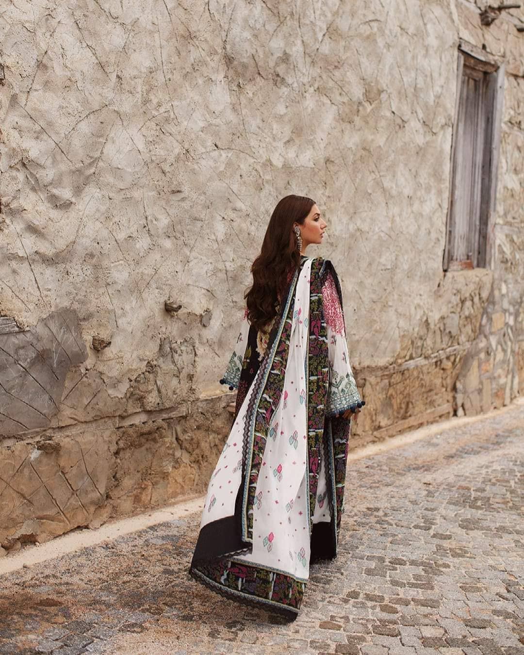 img_elan_ormana_lawn_2021_awwal_boutique