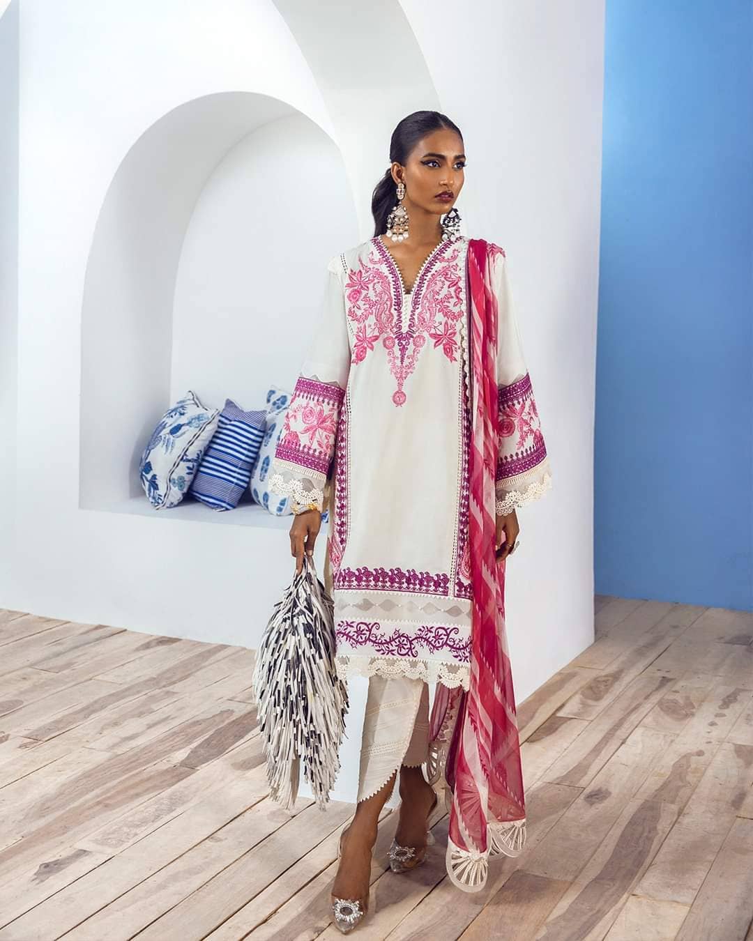 img_sana_safinaz_muzlin_lawn_2021_awwal_boutique