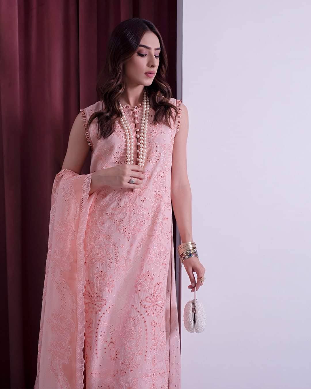 img_elan_lawn_shalimar_awwal_boutique