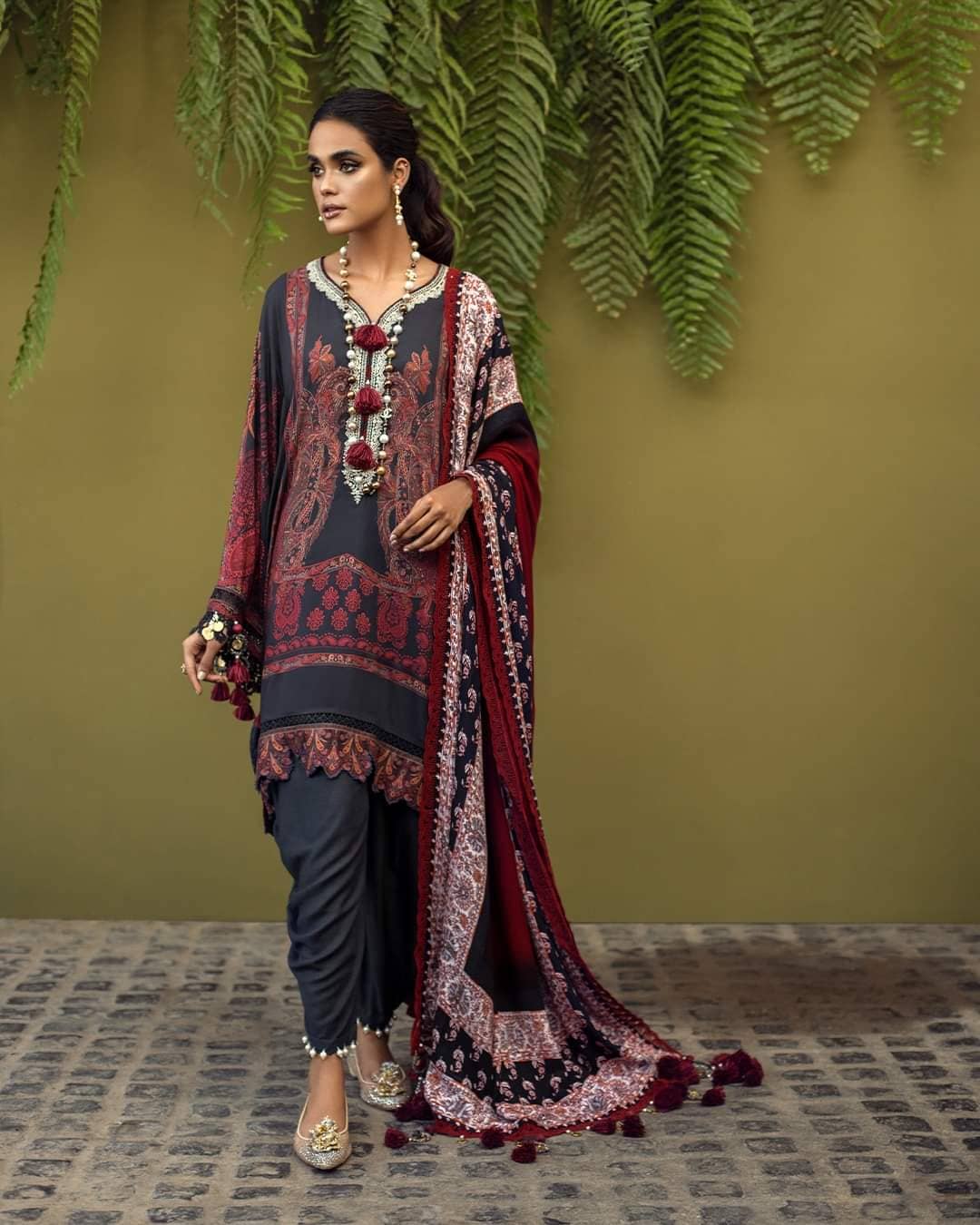 img_sana_safinaz_muzlin_winter_21_awwal_boutique