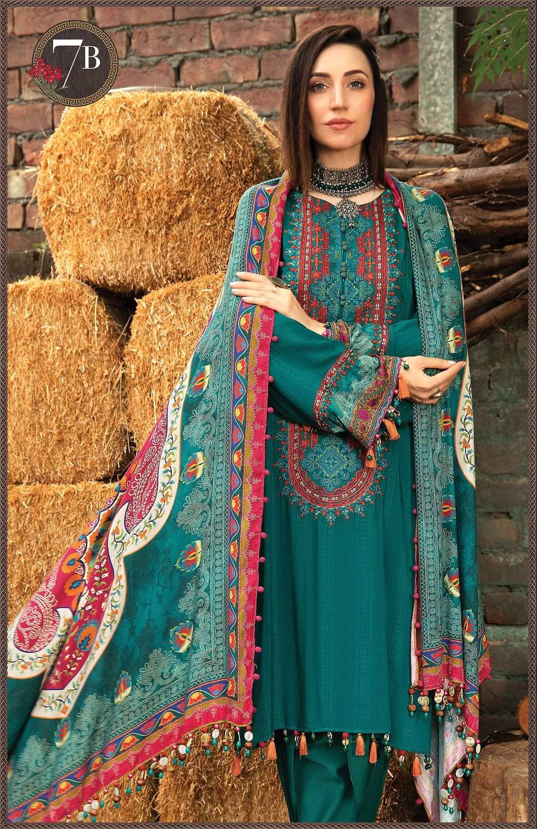 img_maria_b_m_prints_winter_awwal_boutique