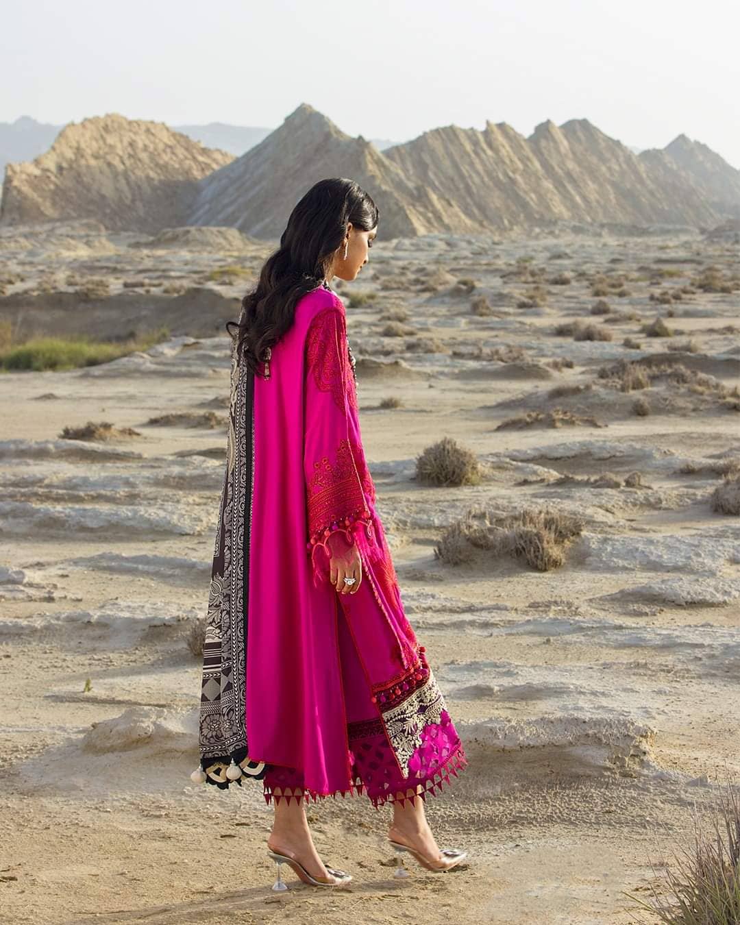 img_sana_safinaz_luxury_winter_awwal_boutique