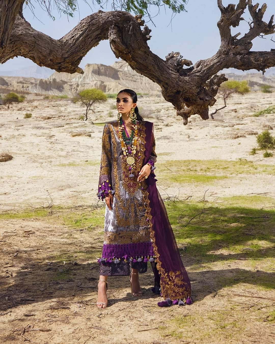 img_sana_safinaz_luxury_winter_21_awwal_boutique