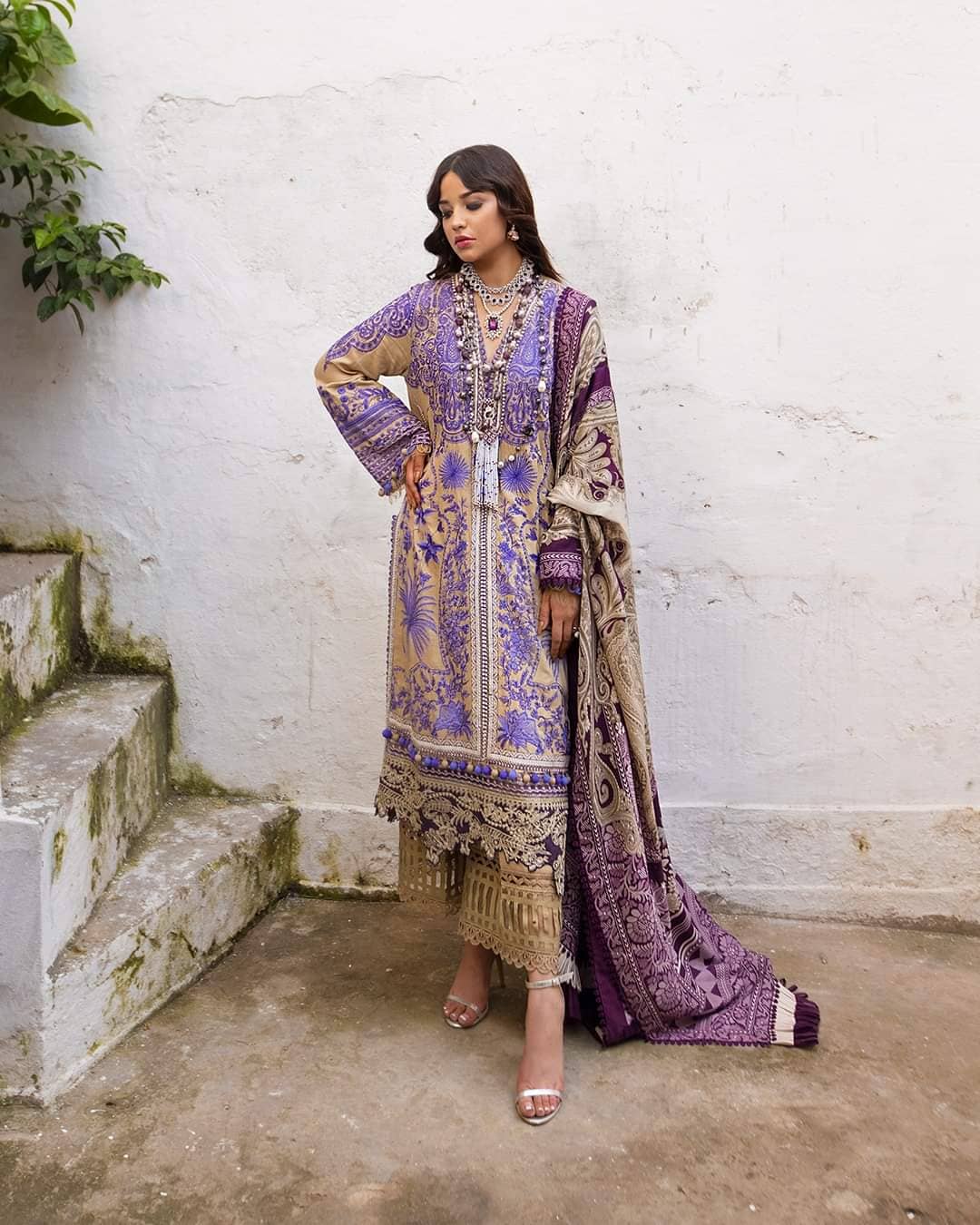 img_sana_safinaz_winter_21_awwal_boutique