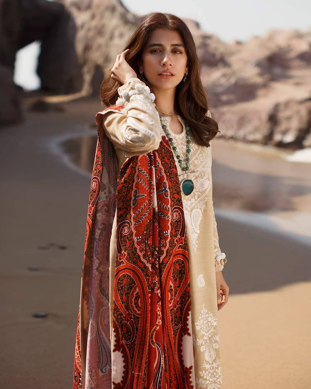 img_zaha_saleh_winter_21_awwal_boutique