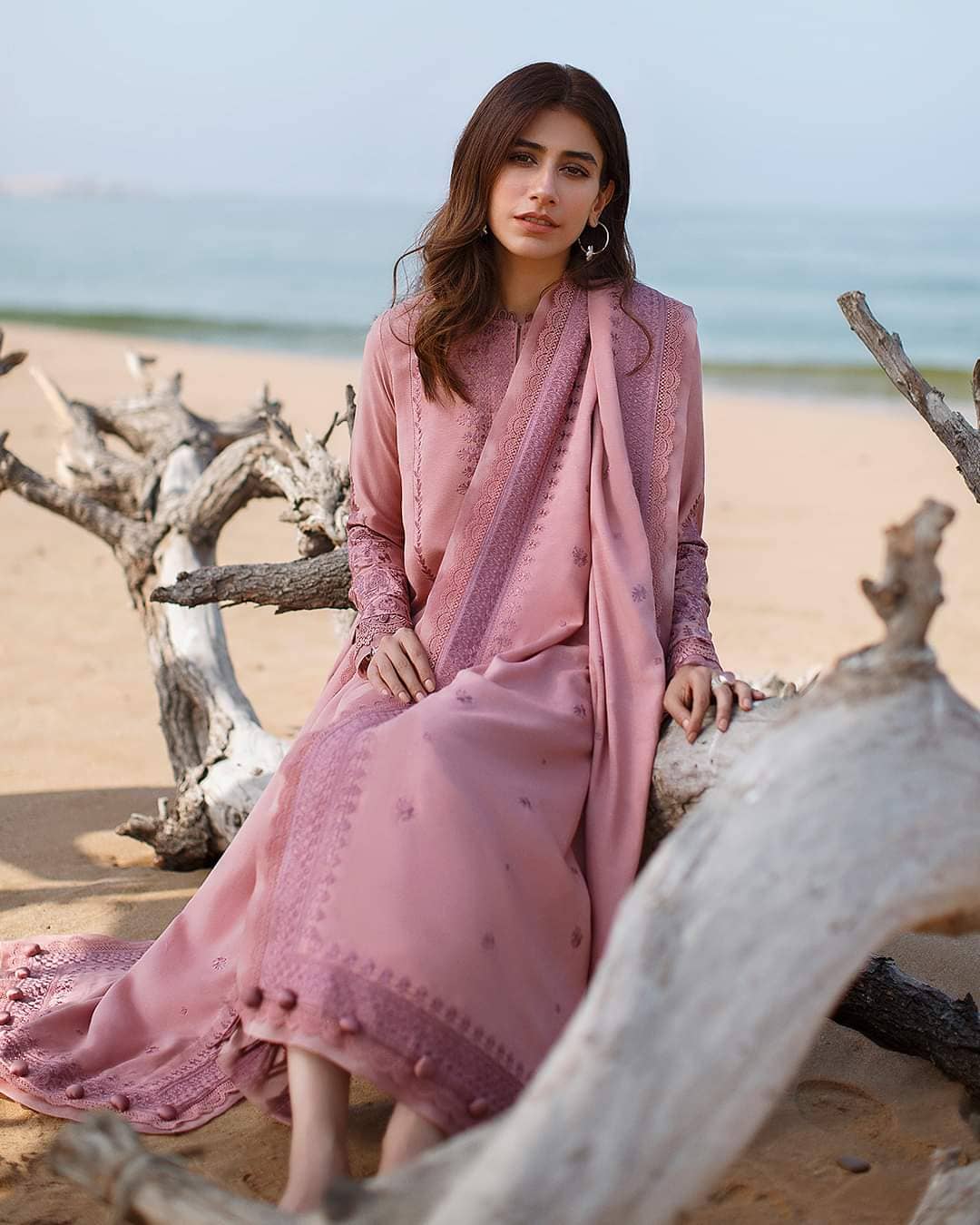 img_zaha_sahel_winter_21_awwal_boutique