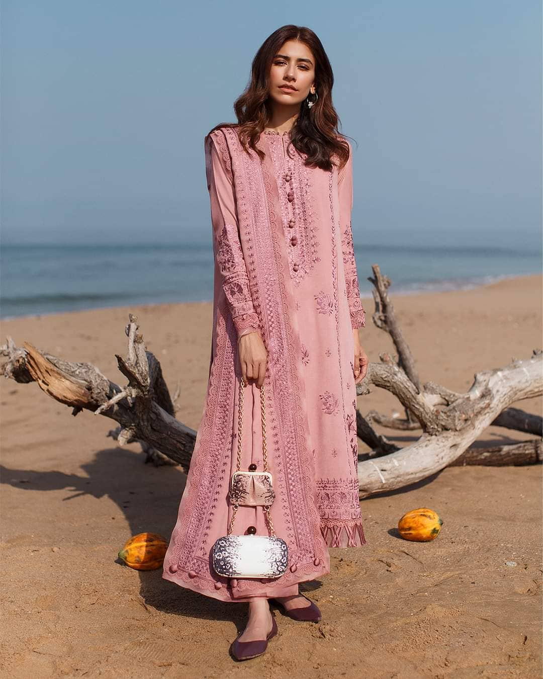 img_zaha_sahel_winter_21_awwal_boutique