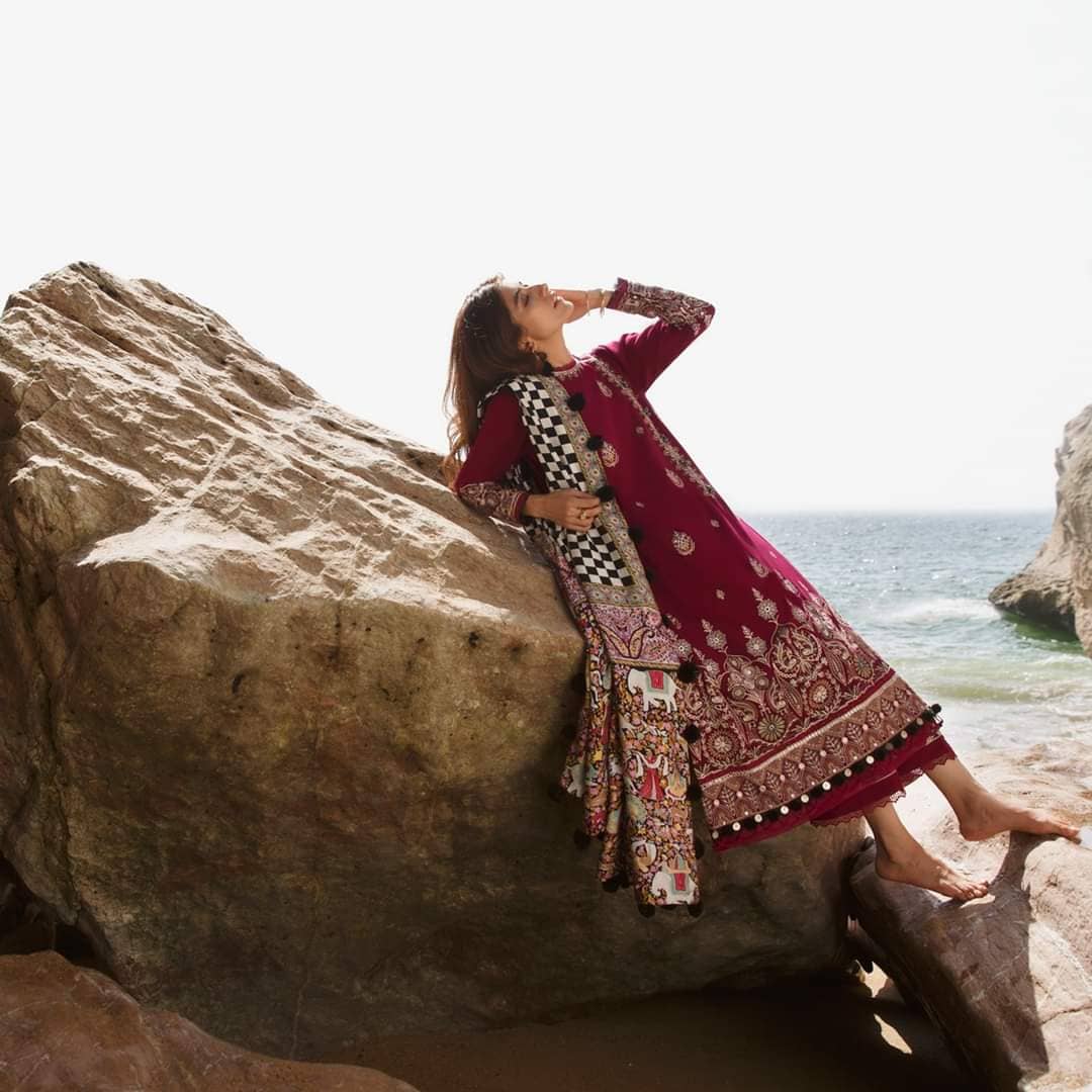 img_zaha_saleh_winter_21_awwal_boutique