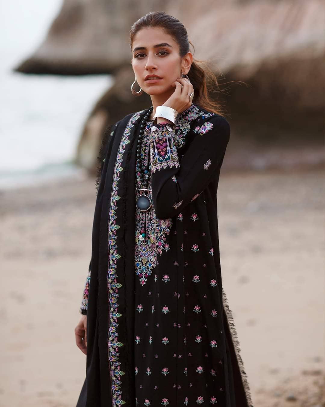 img_zaha_sahel_winter_awwal_boutique