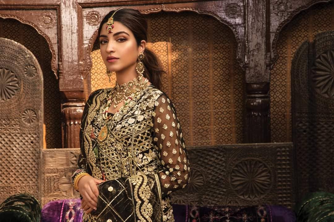 img_crimson_wedding_edition_awwal_boutique