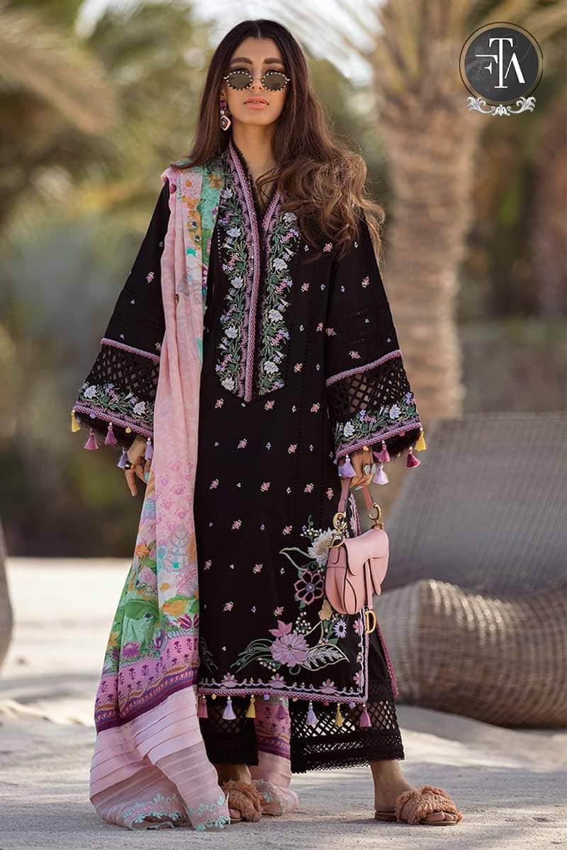 img_farah_talib_aziz_lawn_22_awwal_boutique_awwal_boutique