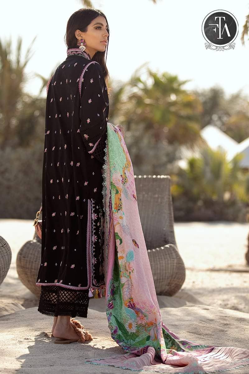 img_farah_talib_aziz_lawn_22_awwal_boutique_awwal_boutique