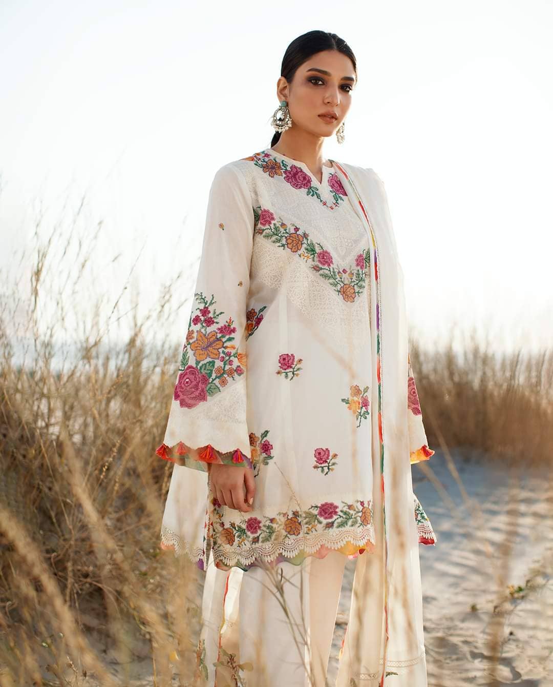 img_zaha_lawn_22_awwal_boutique