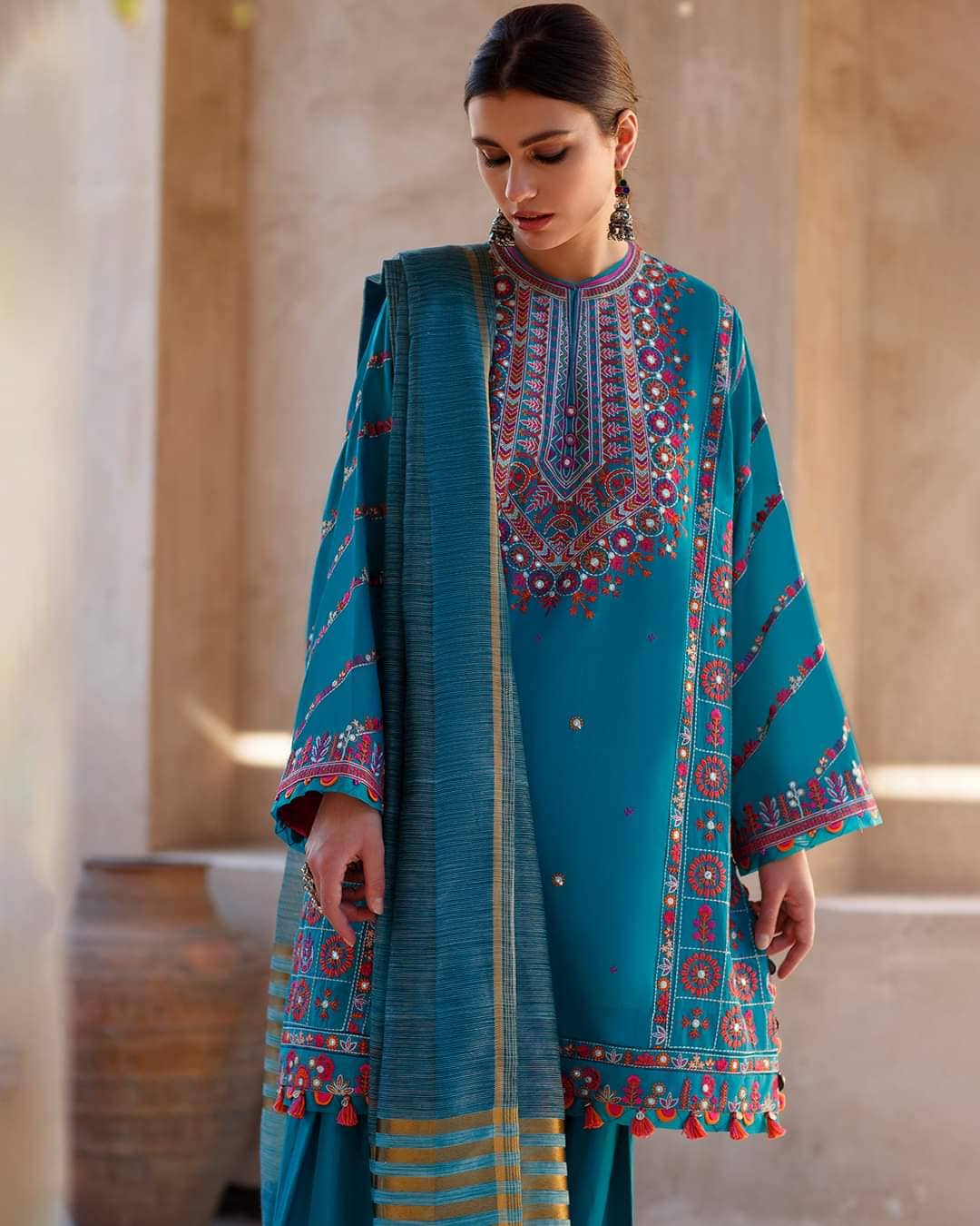 img_zaha_lawn_22_awwal_boutique