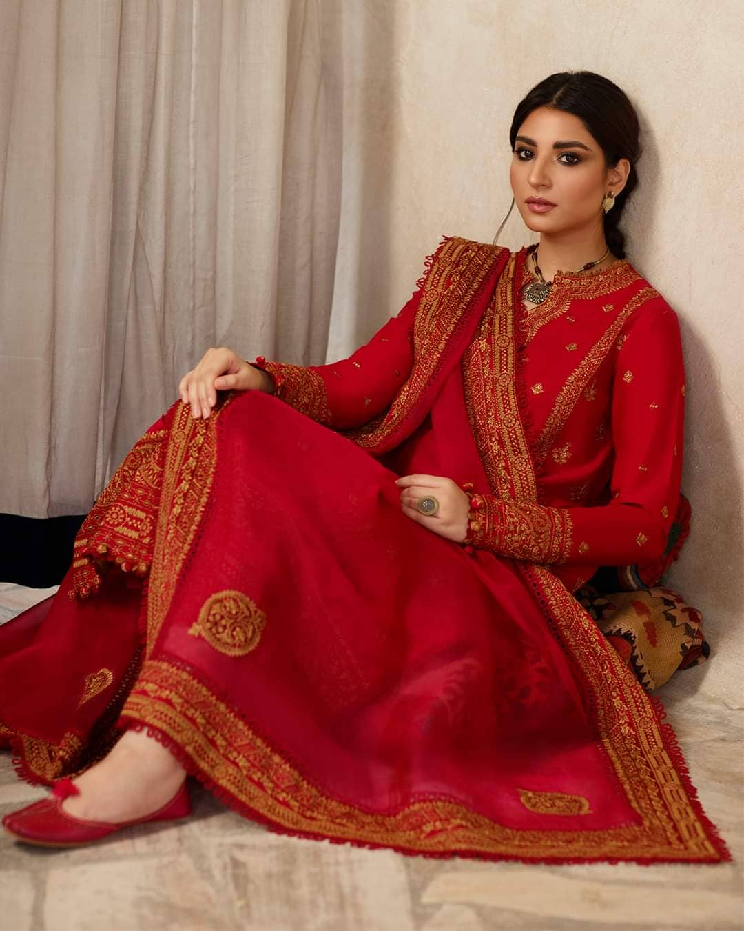 img_zaha_lawn_22_awwal_boutique