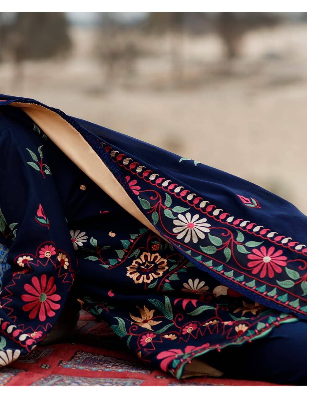 img_zaha_lawn_22_awwal_boutique