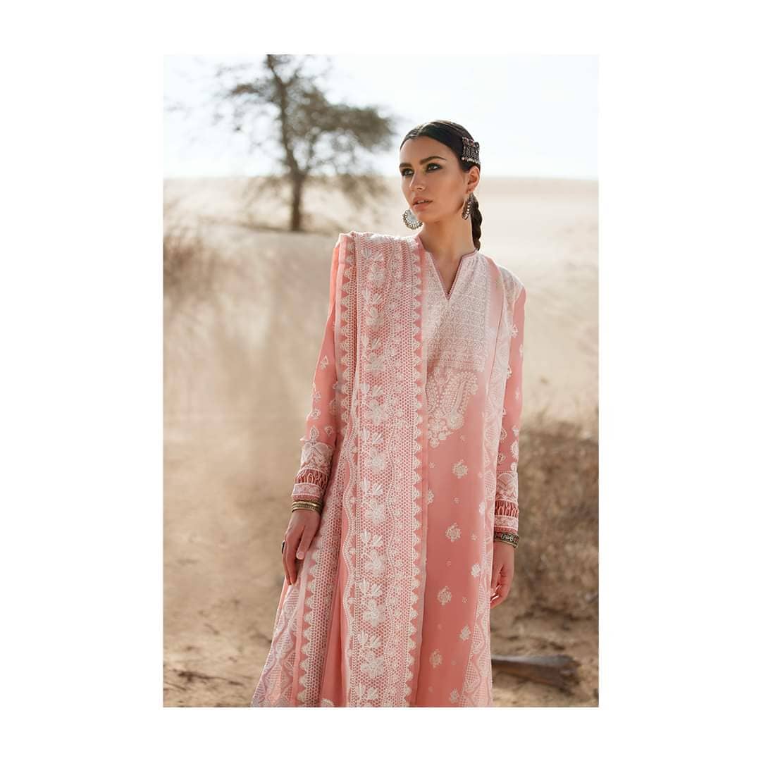 img_zaha_lawn_22_awwal_boutique