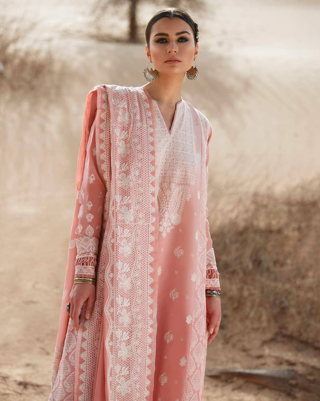 img_zaha_lawn_22_awwal_boutique