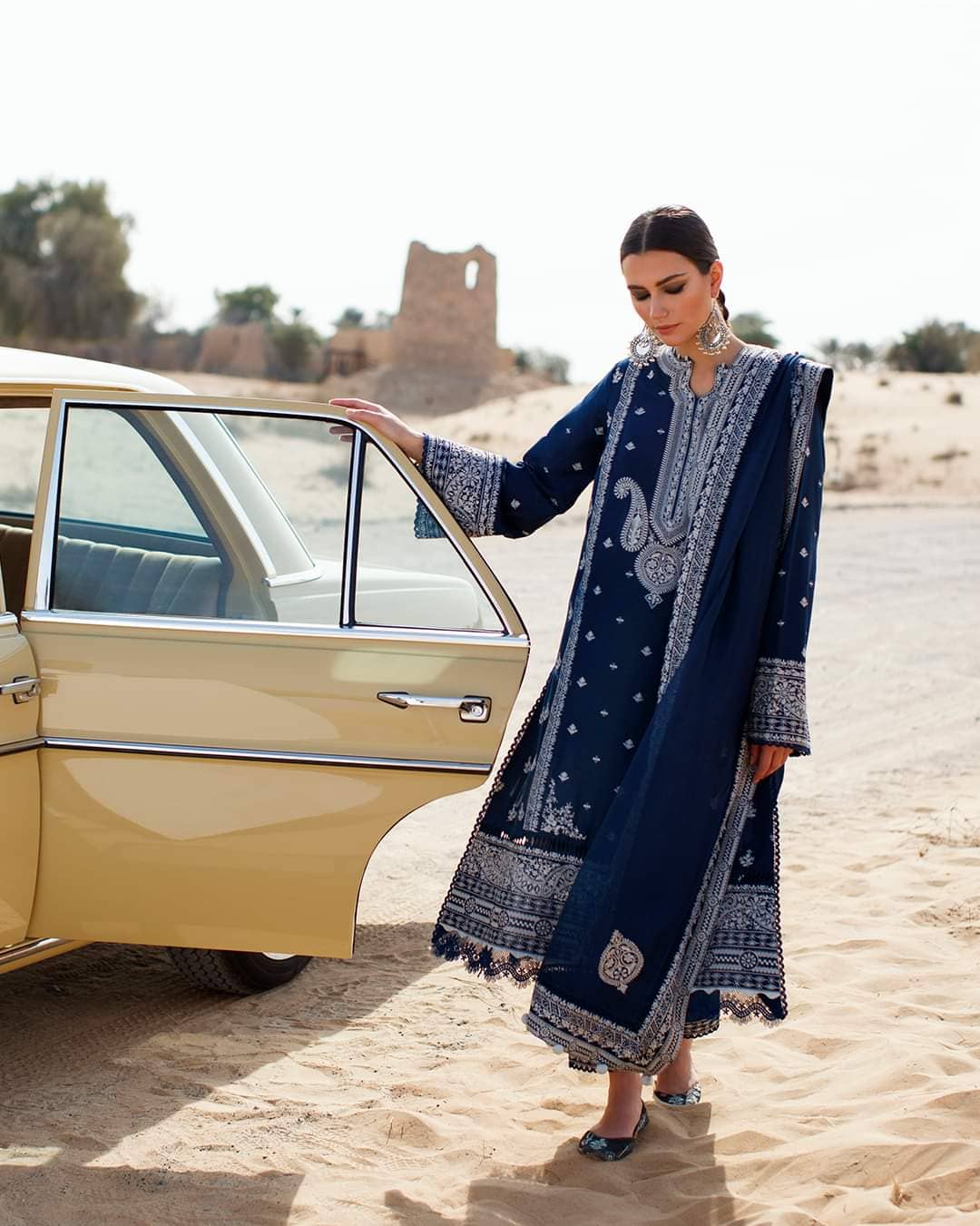 img_zaha_lawn_22_awwal_boutique