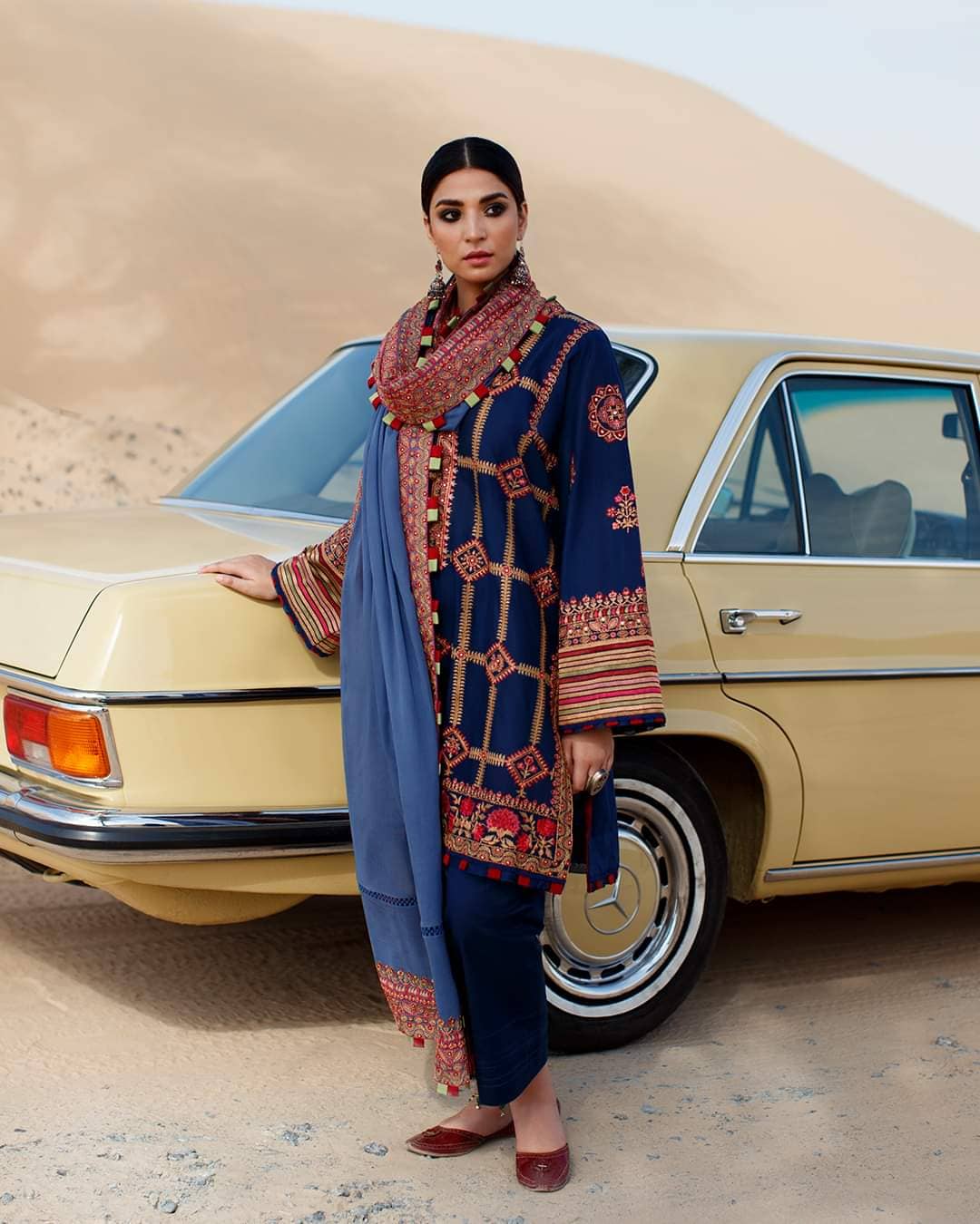 img_zaha_lawn_22_awwal_boutique