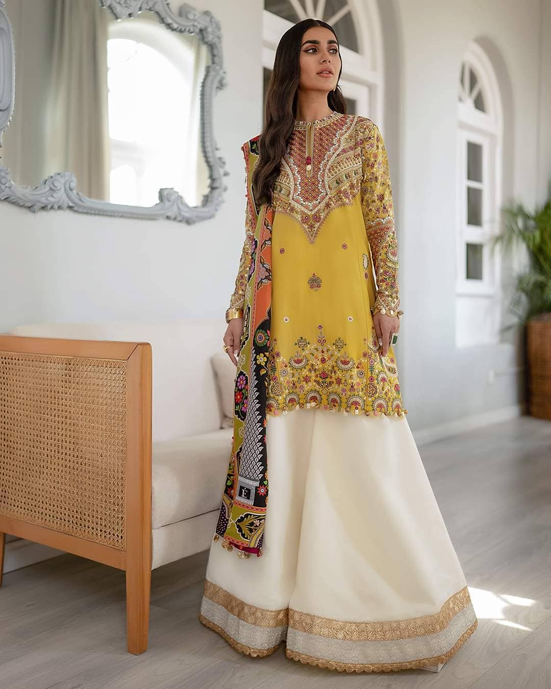 img_elan_lawn_22_awwal_boutique