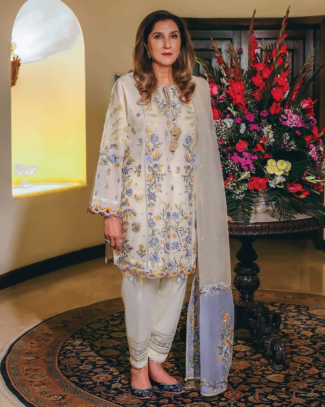 img_elan_lawn_22_awwal_boutique
